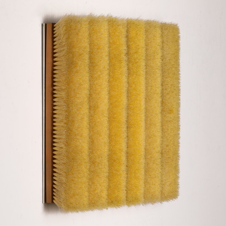 Bild 1 zu Objekt, Besenst&uuml;ck, 1997, Ottmar H&ouml;rl, K-14 334