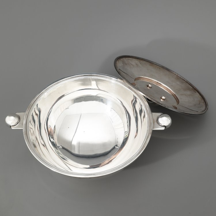 Bild 4 zu Objekt, Deckelschale, Modell Normandie, Luc Lanel, Christofle, Paris, K-14 47