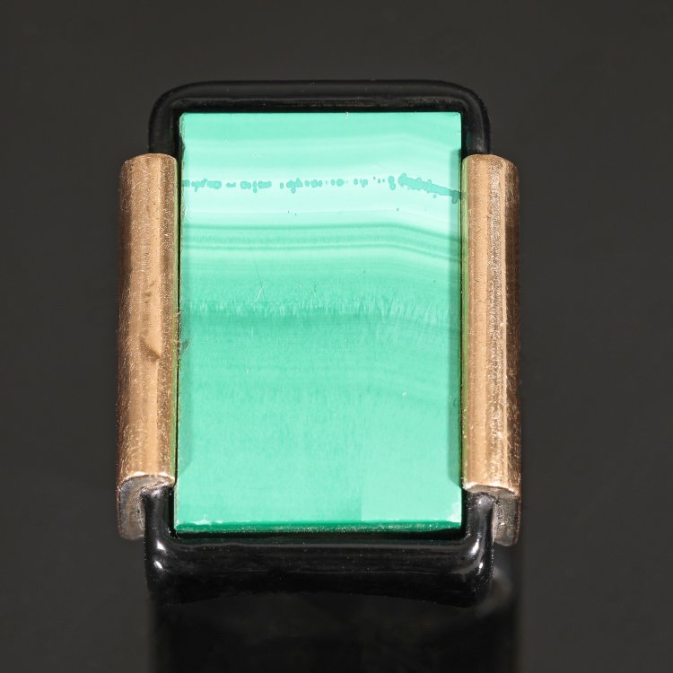 Bild 1 zu Objekt, Ring mit Malachit, um 1940, Jean Despr&eacute;s, K-14 56