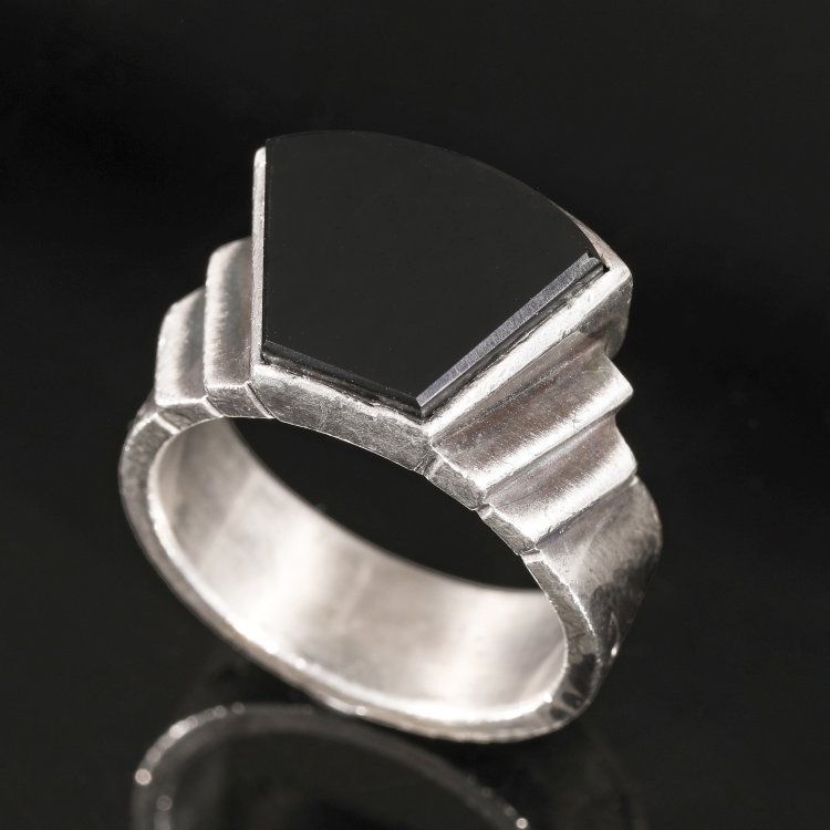 Hauptbild zu Objekt, Geometrischer Ring, um 1950, Jean Despr&eacute;s, K-14 55