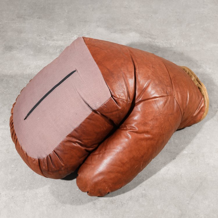 Bild 2 zu Objekt, Sitzobjekt Modell Mini Boxhandschuh, Susi & Ueli Berger, de Sede, K-14 471