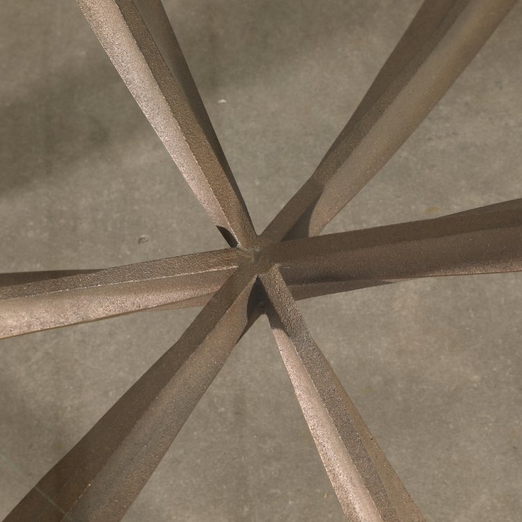 Bild 4 zu Objekt, Round coffee table / sofa table, Michel Mangematin, K-14 441