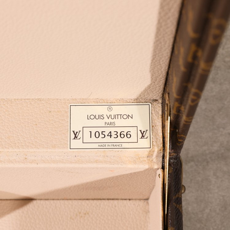 Bild 6 zu Objekt, 2 suitcases, Louis Vuitton, K-14 31