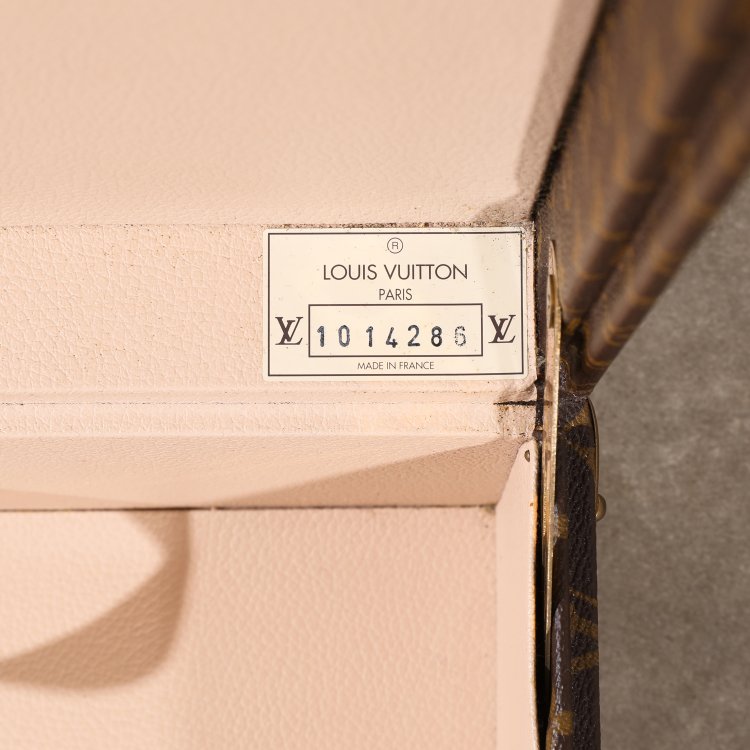 Bild 9 zu Objekt, 2 suitcases, Louis Vuitton, K-14 31