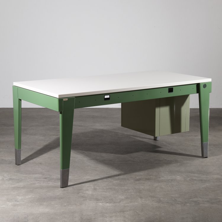 Bild 3 zu Objekt, Desk model Bureau M&eacute;tallique from the G-Star RAW Office Edition, Jean Prouv&eacute;, Vitra, K-14 450