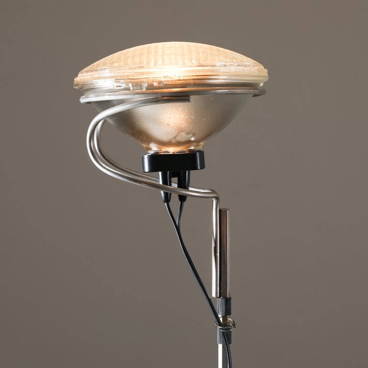 Bild 3 zu Objekt, Stehleuchte Modell Toio, Achille Castiglioni, Flos, K-14 559