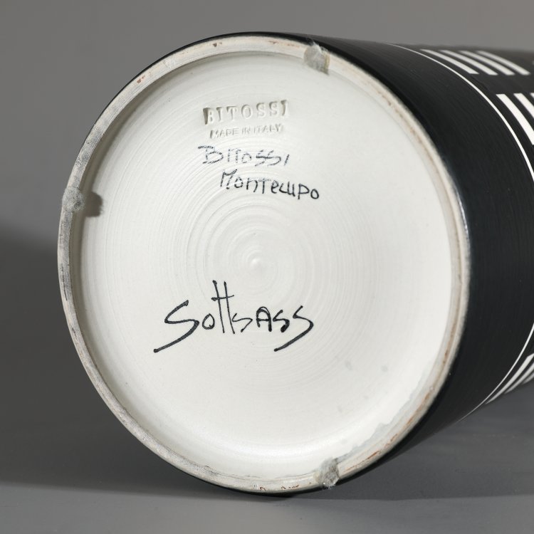 Bild 3 zu Objekt, Vase Modell Rocchetta aus der Hollywood Serie, Ettore Sottsass, Bitossi, K-14 608