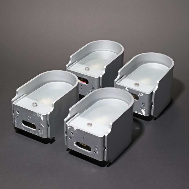 Bild 2 zu Objekt, 4 wall lights model Simple, from the first generation, Tobias Grau, Grau, K-14 661