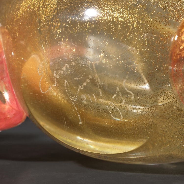 Bild 5 zu Objekt, Vase f&uuml;r den Palazzo Albarelli in Sant Erasmo, 1975, Ernst Fuchs, Seguso Vetri d'Arte, Murano; Signoretto, Pino, Murano., K-14 90