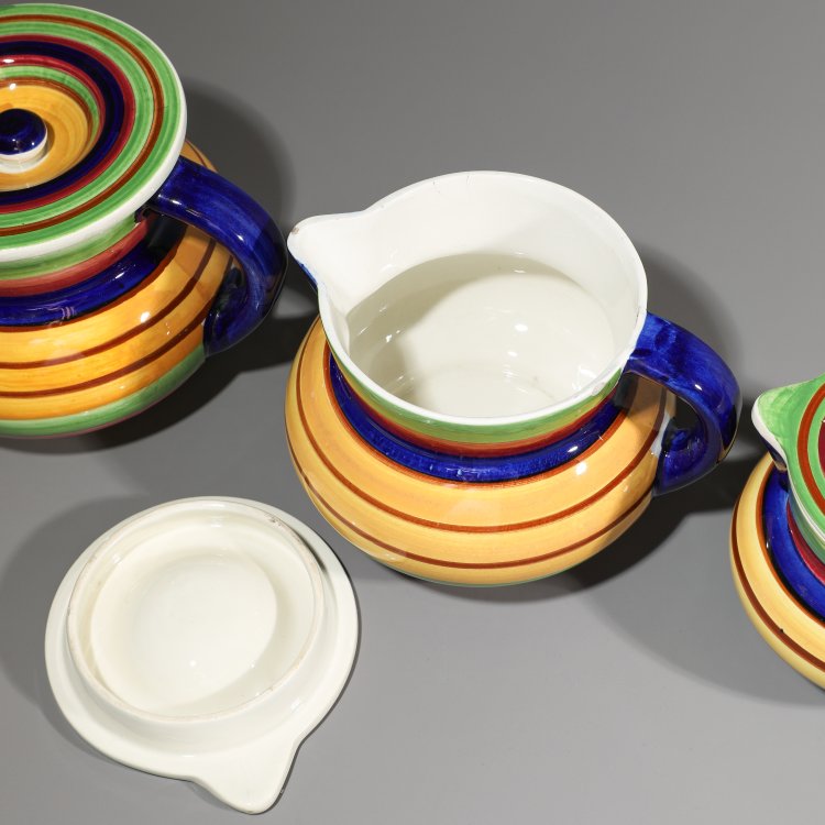 Bild 3 zu Objekt, Very rare set of 5 jugs / pitchers with lids, Theodor Bogler, Velten-Vordamm Steingutfabrik GmbH, K-14 384