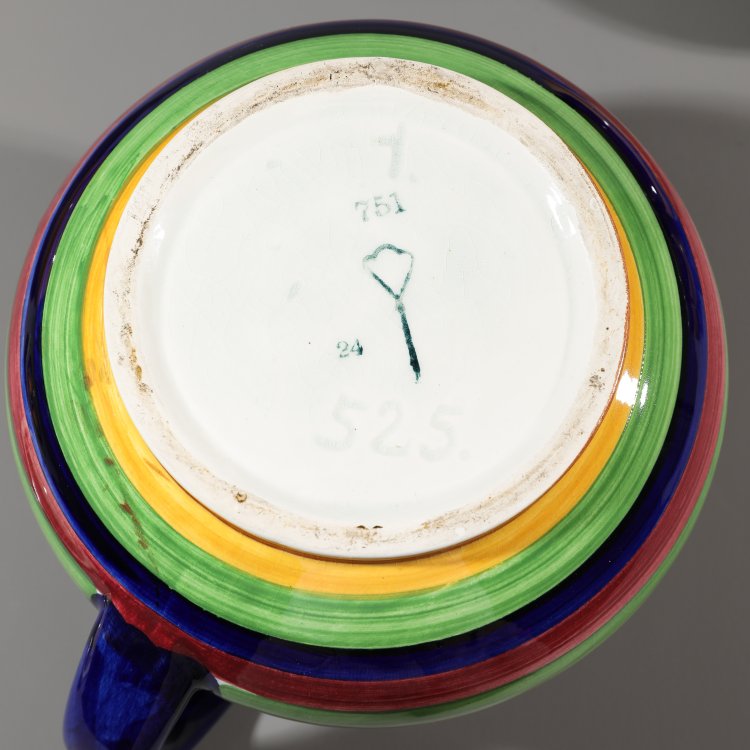 Bild 4 zu Objekt, Very rare set of 5 jugs / pitchers with lids, Theodor Bogler, Velten-Vordamm Steingutfabrik GmbH, K-14 384