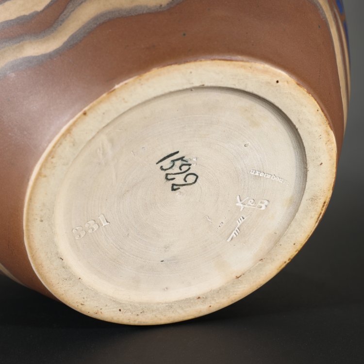 Bild 3 zu Objekt, Vase Ours, Auguste Tr&eacute;mont, Villeroy & Boch, Septfontaines, K-14 132