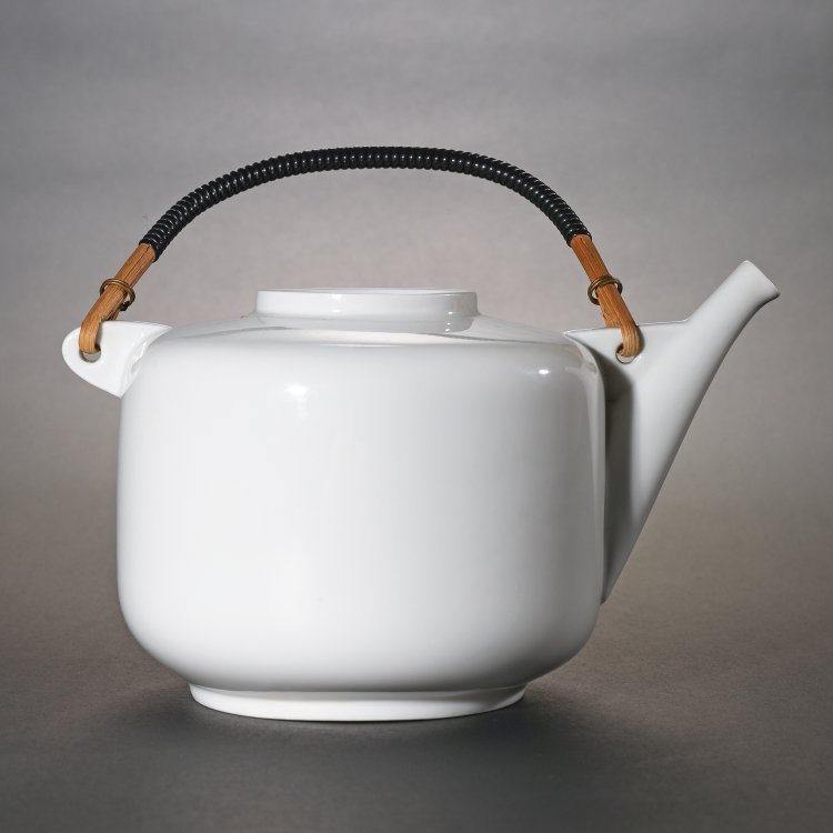 Bild 2 zu Objekt, Teekanne, Gerhard Marcks, K-14 123