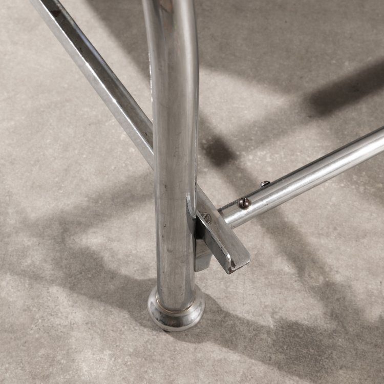 Bild 3 zu Objekt, Modernistisches Bett-Sofa, 1927, Annoye S.E., Chastres BE, K-14 26