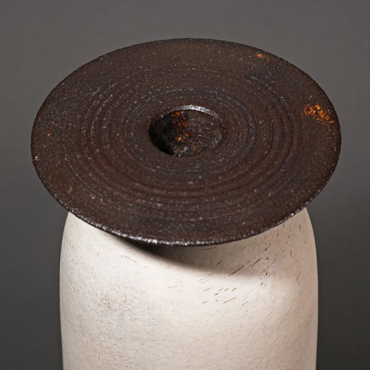 Bild 1 zu Objekt, Vase, Hans Coper, K-14 219