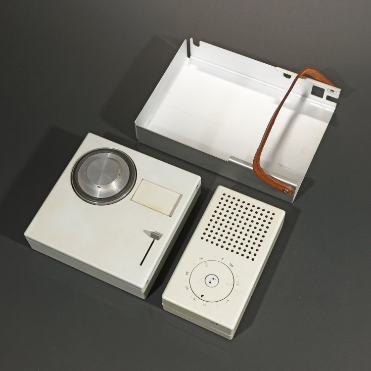 Bild 2 zu Objekt, Transistor-Phono Kombination model TP 2, Dieter Rams, Braun AG, K-14 398