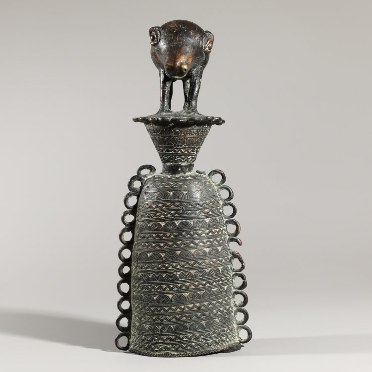 Bild 1 zu Objekt, Glocke mit Schwein, Westafrika, K-14 13