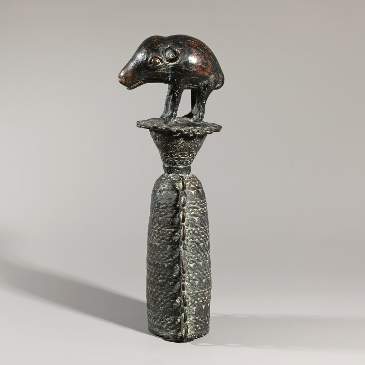 Bild 2 zu Objekt, Glocke mit Schwein, Westafrika, K-14 13