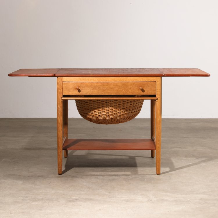 Bild 3 zu Objekt, N&auml;htisch Modell AT 33, Hans J. Wegner, Andreas Tuck, K-14 510