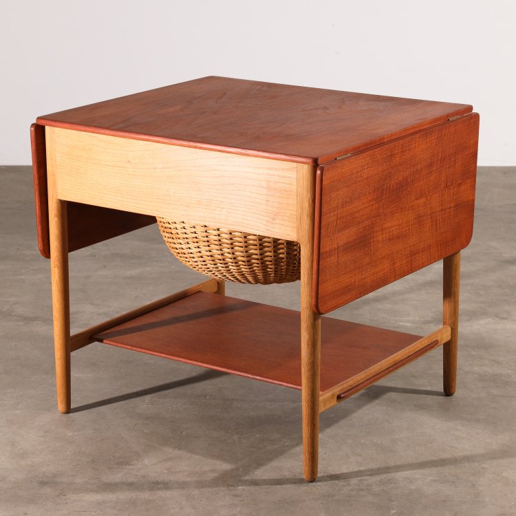 Bild 4 zu Objekt, N&auml;htisch Modell AT 33, Hans J. Wegner, Andreas Tuck, K-14 510