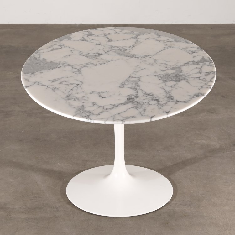 Bild 1 zu Objekt, Oval coffee table from the Tulip group, Eero Saarinen, Knoll International, K-14 493
