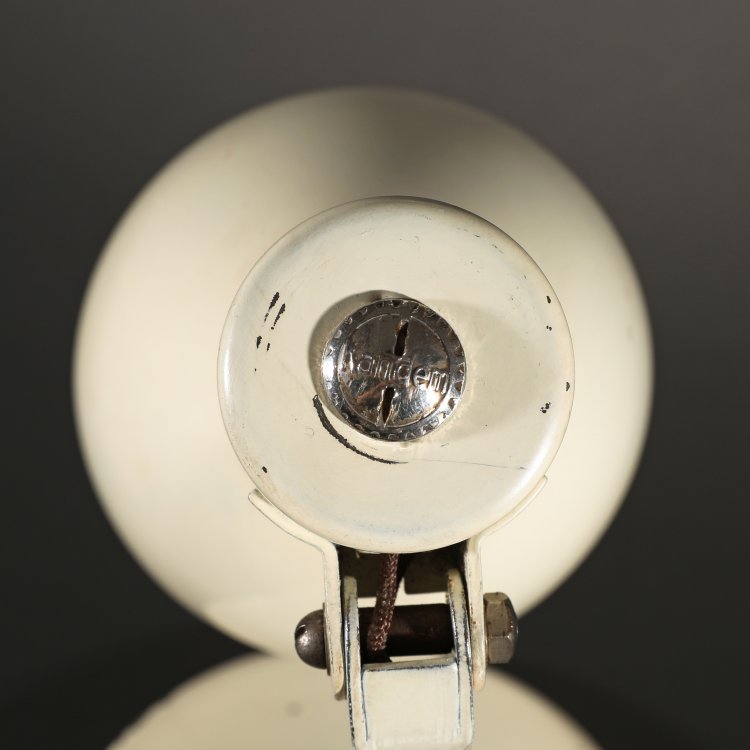 Bild 2 zu Objekt, Kandem bedside lamp model 702, Marianne Brandt, K&ouml;rting & Mathiesen A. G., K-14 386