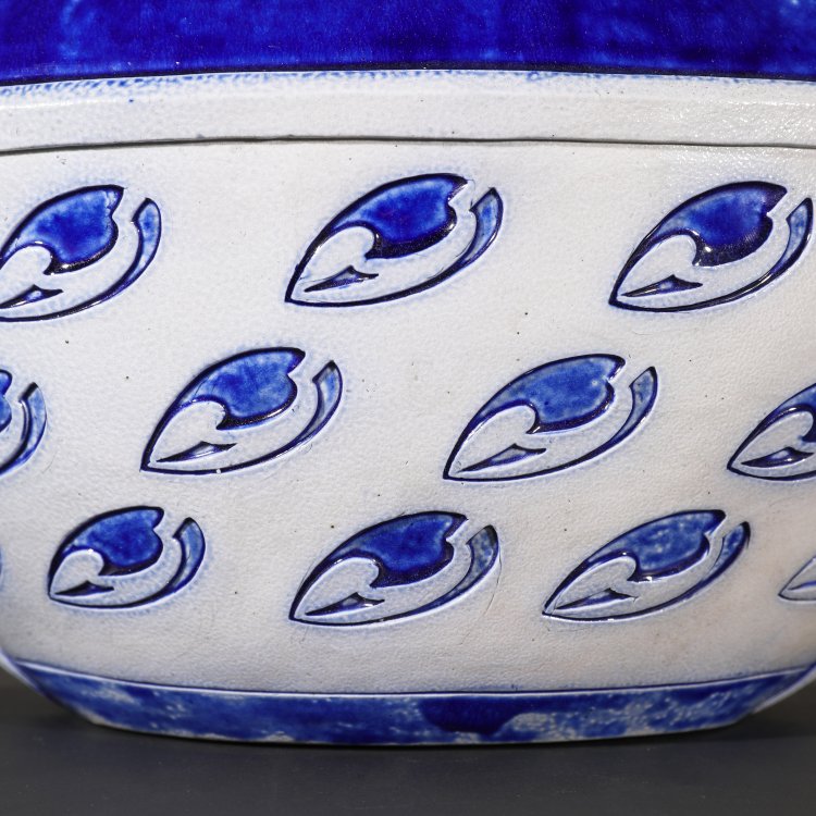 Bild 3 zu Objekt, Henkelvase, Erica von Scheel, Hanke, Reinhold, H&ouml;hr-Grenzhausen, K-14 129