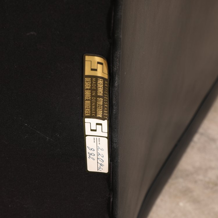 Bild 3 zu Objekt, Highback Lounge Sessel Modell 2204 + Ottomane, B&oslash;rge Mogensen, Fredericia M&ouml;belfabrik, K-14 532