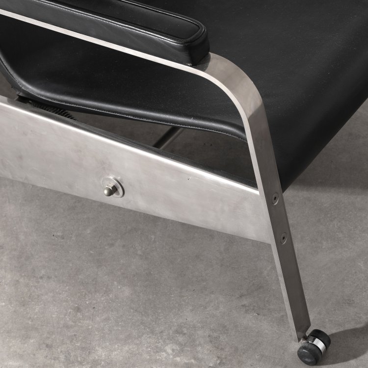 Bild 1 zu Objekt, Lounge chair model Fauteuil de Grand Repos, Jean Prouv&eacute;, Tecta, K-14 456