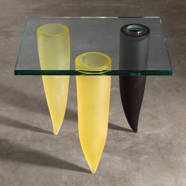 Hauptbild zu Objekt, Limitierter Coffee Table / Vase Modell Troi &Eacute;tranget&eacute;s sous un mur, Philippe Starck, Daum, K-14 650
