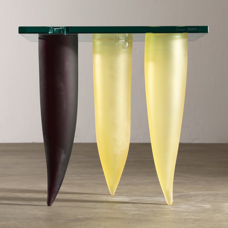 Bild 2 zu Objekt, Limitierter Coffee Table / Vase Modell Troi &Eacute;tranget&eacute;s sous un mur, Philippe Starck, Daum, K-14 650