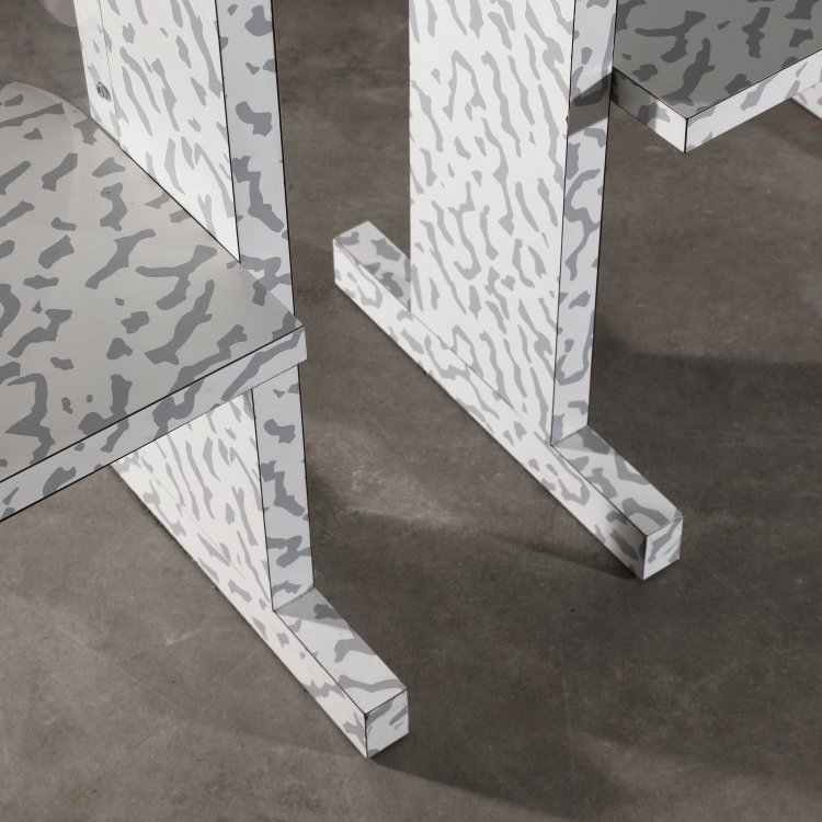 Bild 1 zu Objekt, 2 chairs model Teodora, Ettore Sottsass, Vitra, K-14 601