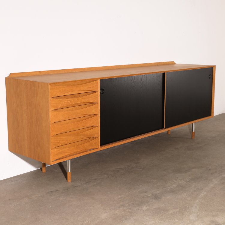 Hauptbild zu Objekt, Sideboard Model Trianale AV01, Arne Vodder, Snedkergaarden, K-14 522