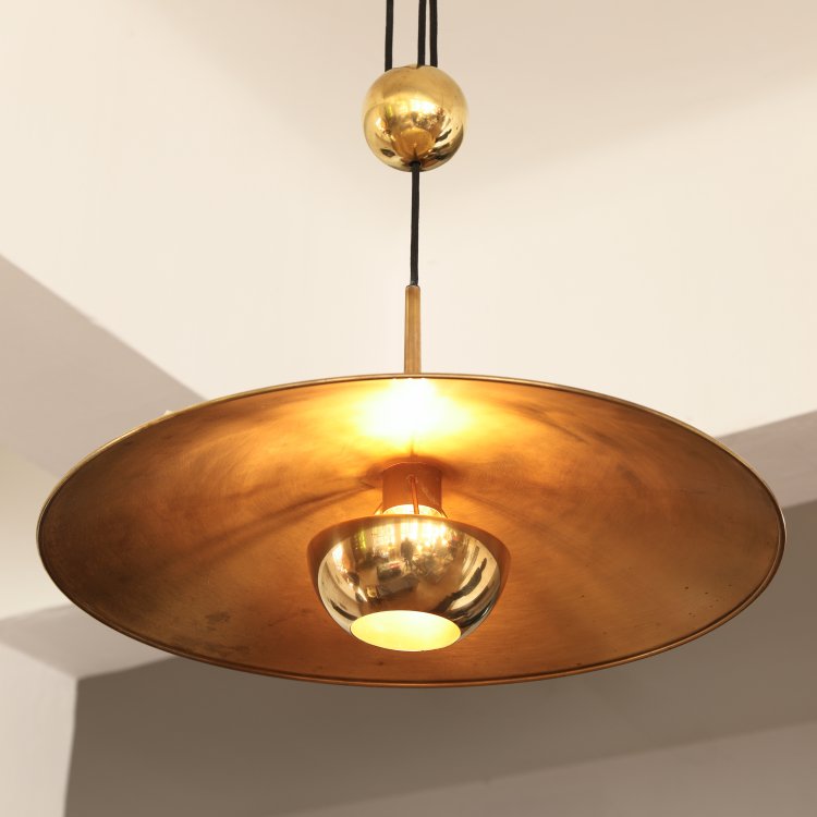 Bild 1 zu Objekt, Zugpendelleuchte mit Gegengewicht Modell Onos 55, Florian Schulz, Florian Schulz GmbH, K-14 416