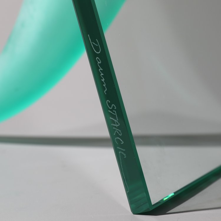 Bild 3 zu Objekt, Vase Modell Une &Eacute;tranget&eacute; contre un mur, Philippe Starck, Daum, K-14 649