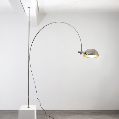 Large, arc-shaped tension lamp model Una