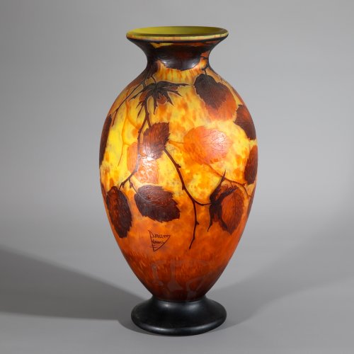 Vase 'Hazelnuts'