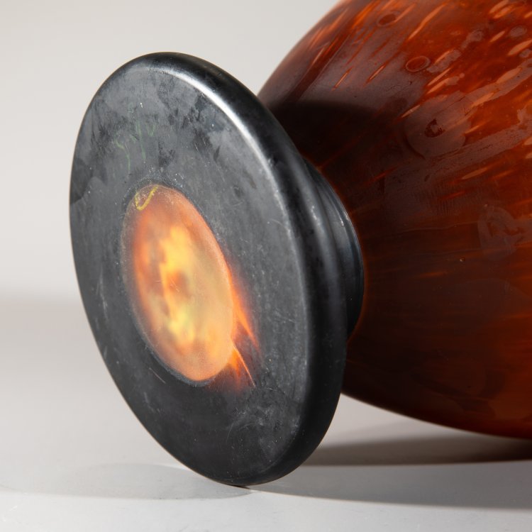 Bild 6 zu Objekt, Vase 'Noisettes', Daum Fr&egrave;res, Nancy, K-15 95