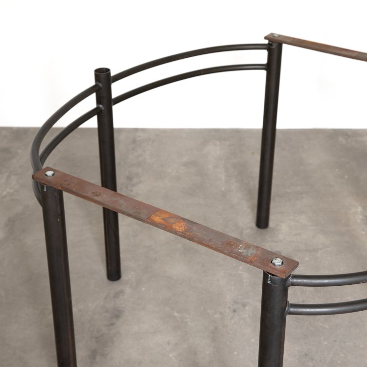 Bild 3 zu Objekt, Zweiteiliger Tisch / Konsoltische mit Einlegeplatte, Wolfgang Laubersheimer, Laubersheimer / Pentagon, K-15 616