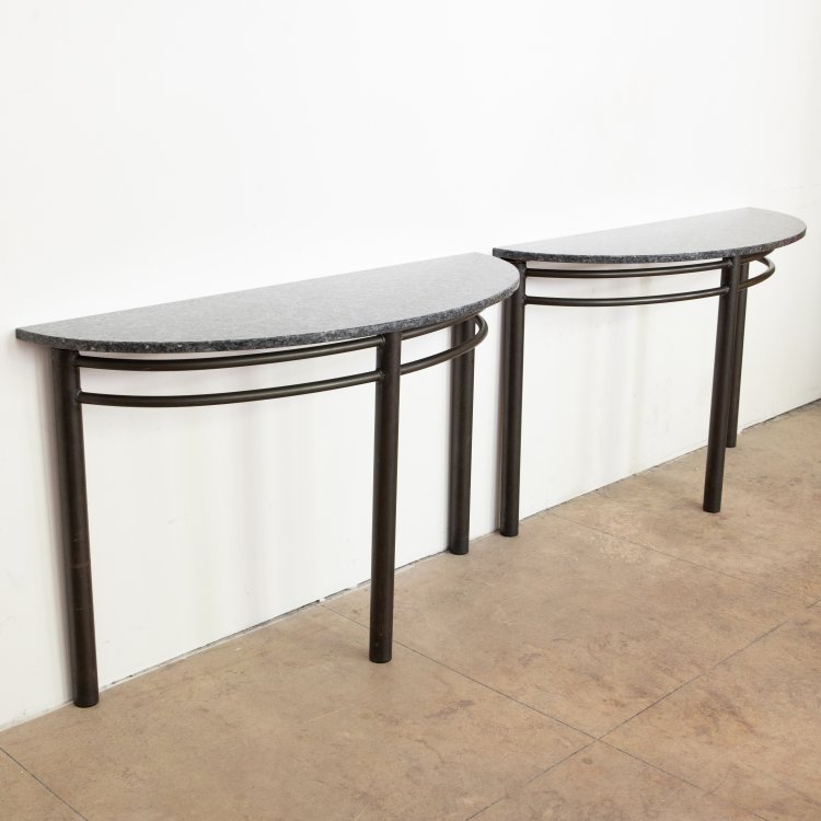 Bild 4 zu Objekt, Zweiteiliger Tisch / Konsoltische mit Einlegeplatte, Wolfgang Laubersheimer, Laubersheimer / Pentagon, K-15 616