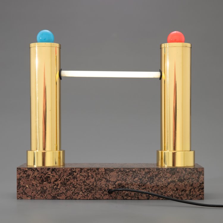 Bild 4 zu Objekt, Tischleuchte Modell Capodanno, Ettore Sottsass, Studio Alchymia, Mailand, K-15 571