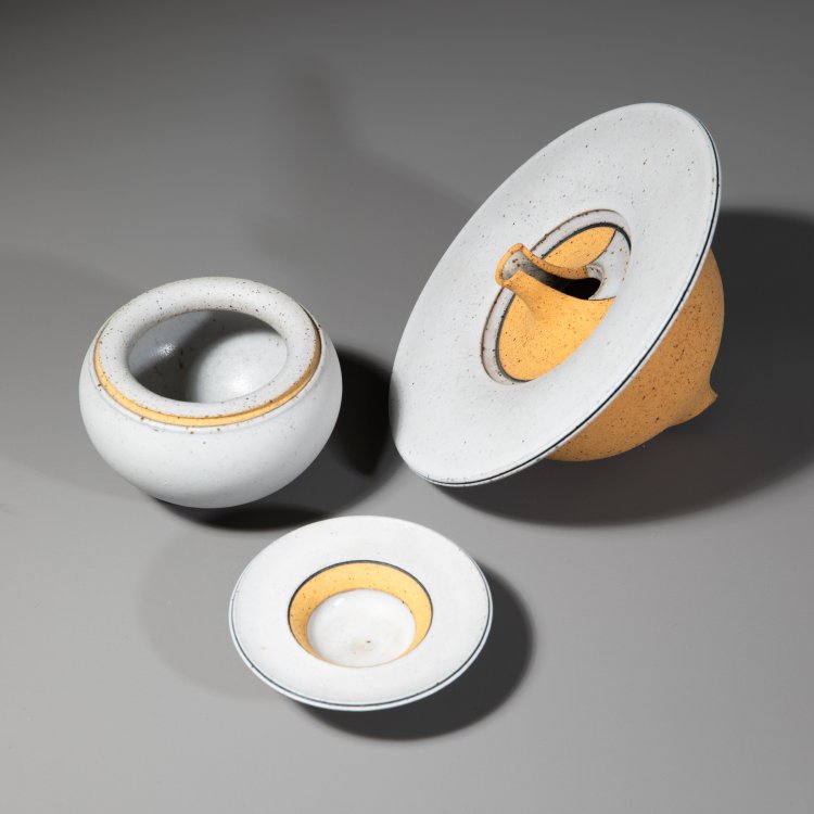 Bild 4 zu Objekt, Keramik Konvolut, Thomas Naethe, K-15 157