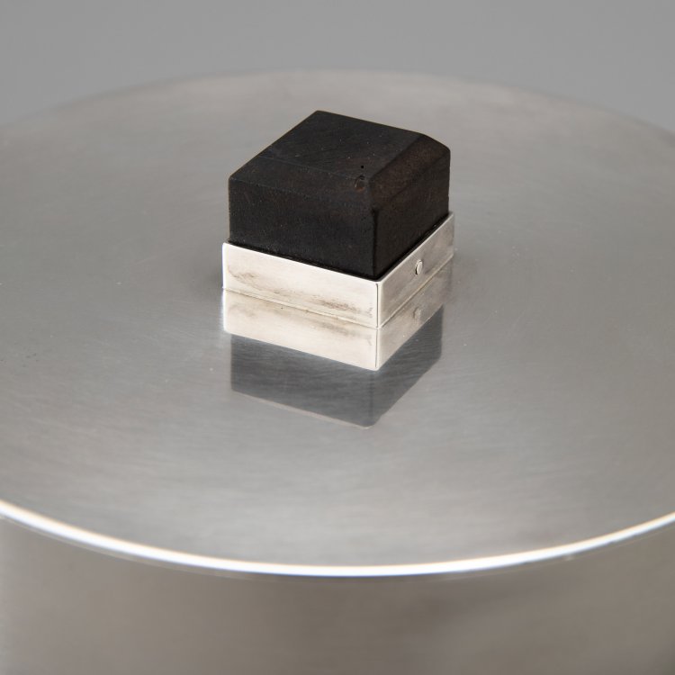 Bild 1 zu Objekt, Round Box, Wiwen Nilsson, K-15 71
