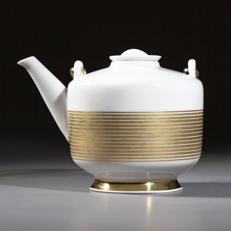 Bild 3 zu Objekt, Tea jug, 2 plates, 2 cups with saucers, 'Hallesche Form', Marguerite Friedlaender-Wildenhain, Berlin, St.P.M. / Burg Giebichenstein / Berlin, K.P.M., K-15 125