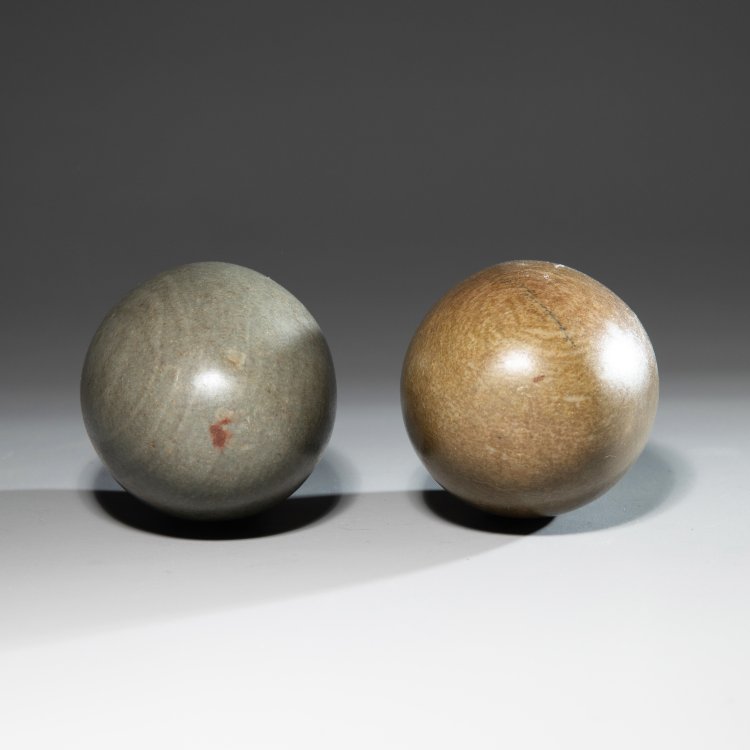 Bild 2 zu Objekt, Two Shiva Lingam stones, K-15 17