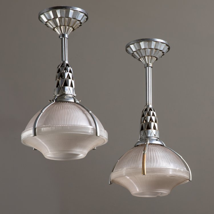 Bild 1 zu Objekt, 2 ceiling lights 'Holophane', Jacques-Emile Ruhlmann, Holophane, Paris; Le Bon March&eacute;, K-15 31