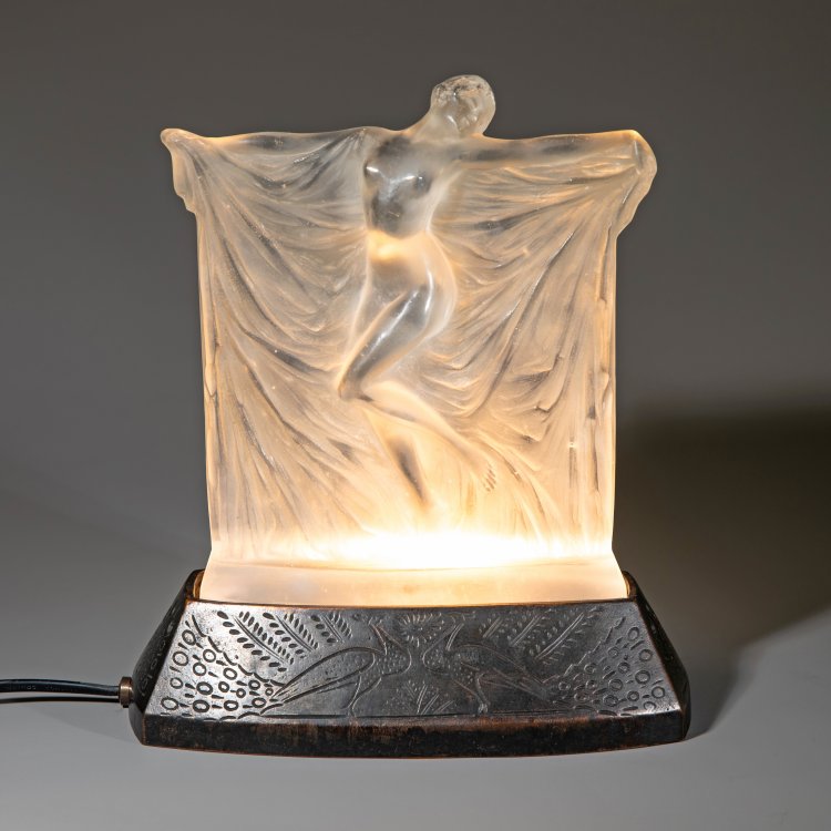 Bild 1 zu Objekt, Table lamp 'Suzanne', Ren&eacute; Lalique, Lalique, Ren&eacute;, Wingen-sur-Moder, K-15 30