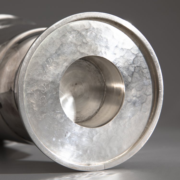 Bild 3 zu Objekt, Pokalvase, Jean Despr&eacute;s, K-15 46