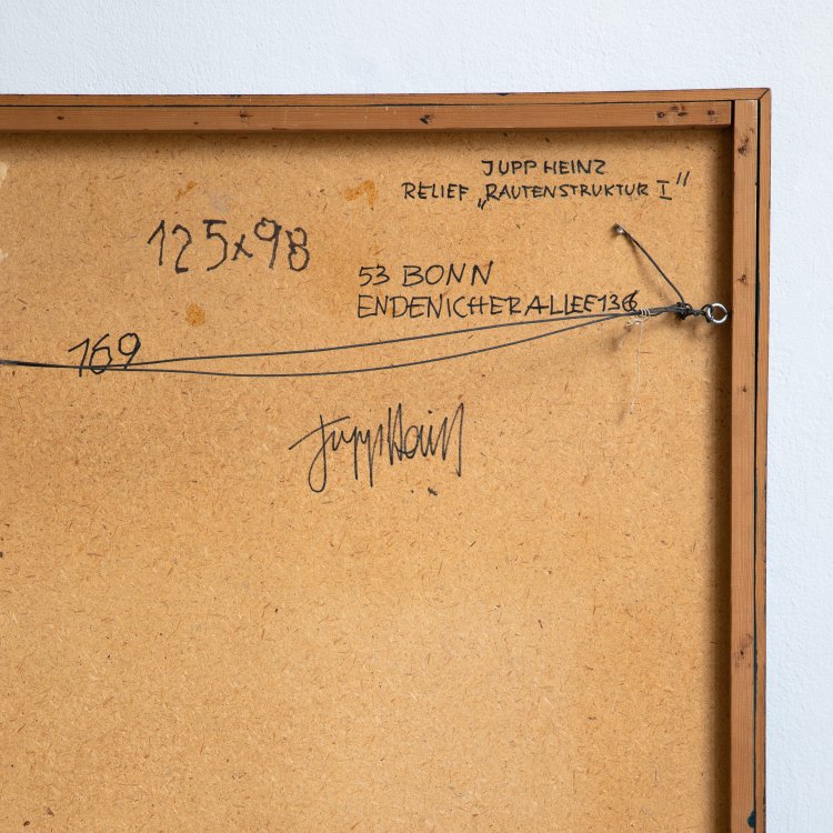 Bild 6 zu Objekt, Relief 'Rautenstruktur I', 1968/70, K-15 348