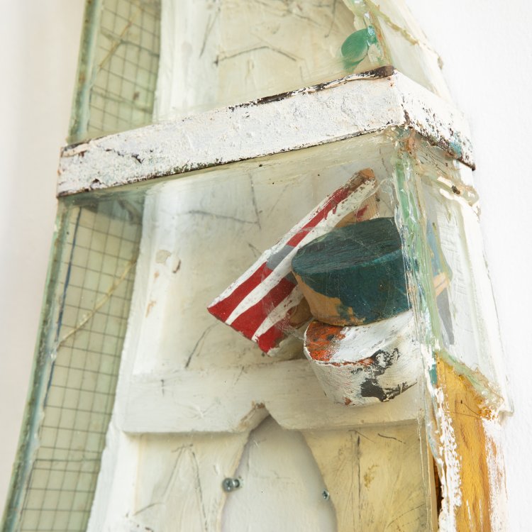 Bild 4 zu Objekt, 'Pointed Cap Shards Rest', 1990/91, Thomas Virnich, K-15 273